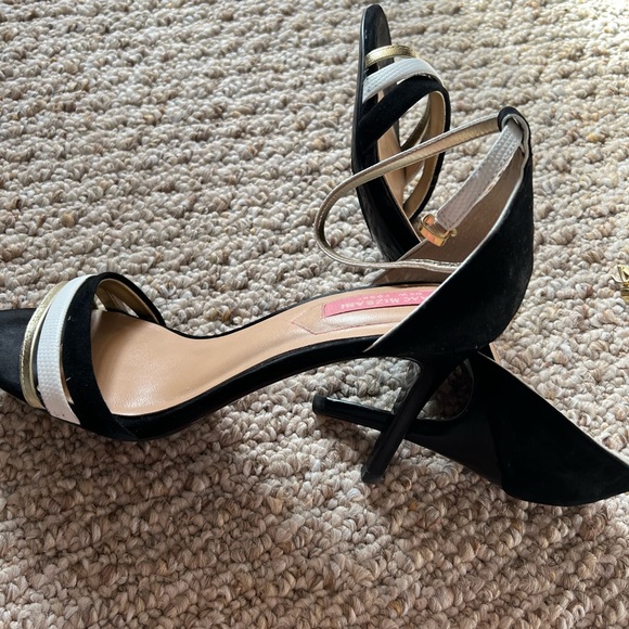 Isaac Mizrahi suede and leather heels - Picture 2 of 12